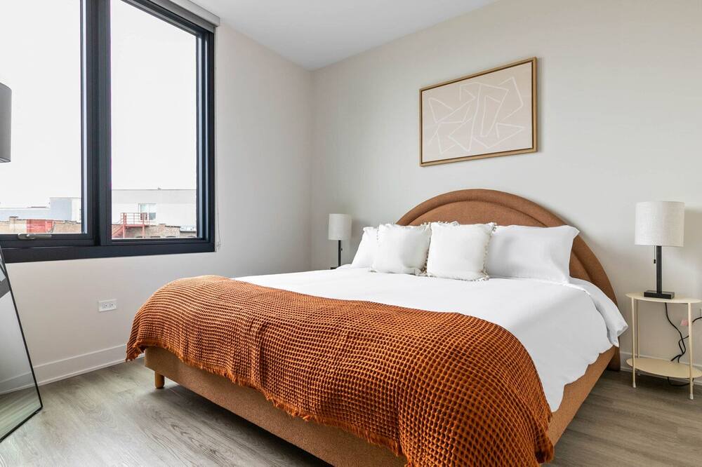Photo of Bedroom in River West