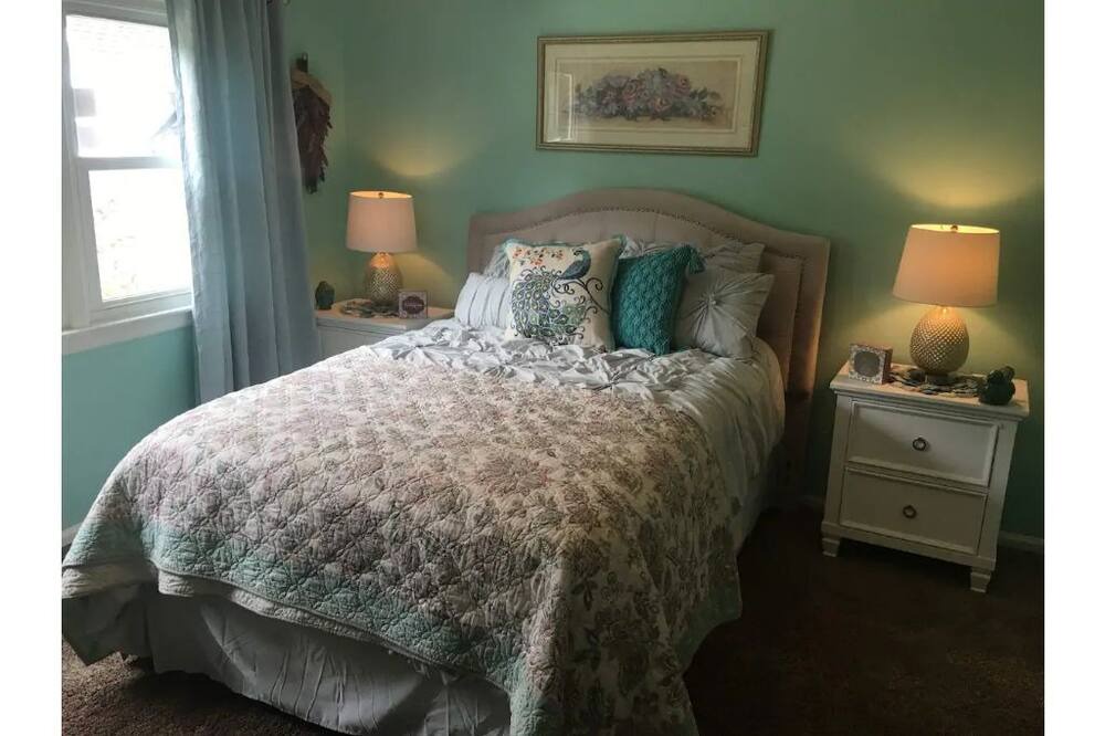 Photo of Bedroom in Bellevue