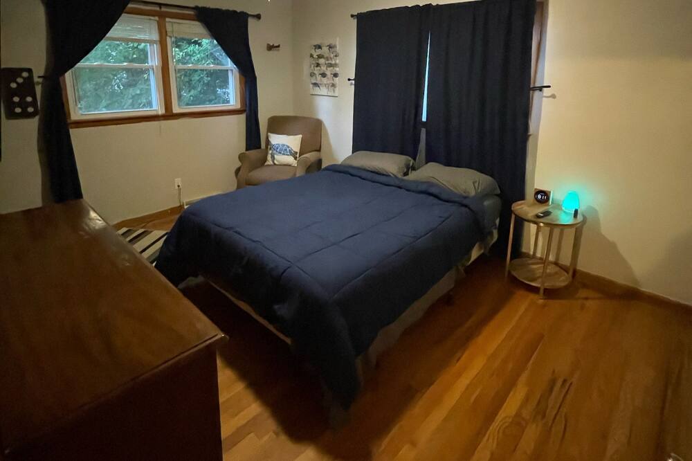 Photo of Bedroom in Davenport
