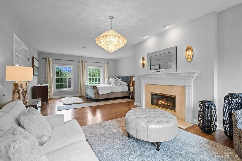 Photo of Livingroom in St. Charles