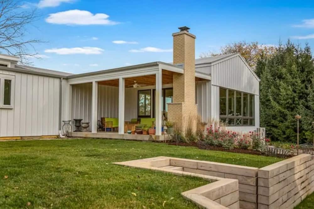 Photo of Outdoor in St. Charles