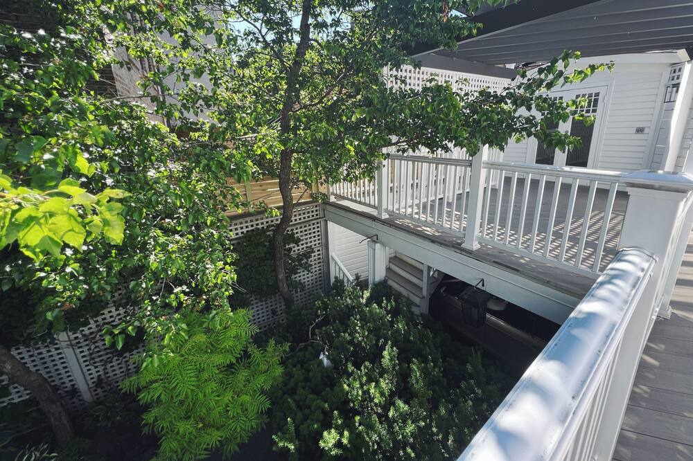 Photo of Outdoor in Lincoln Park