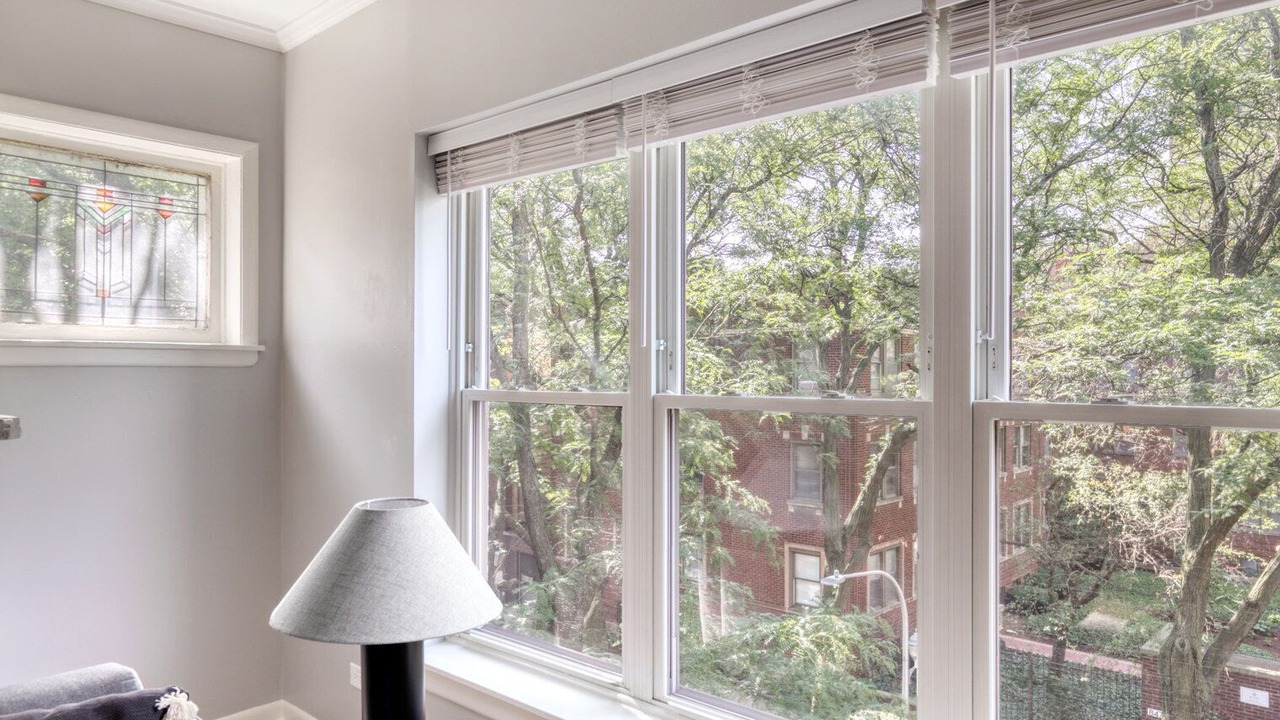 Photo of Bedroom in Lakeview