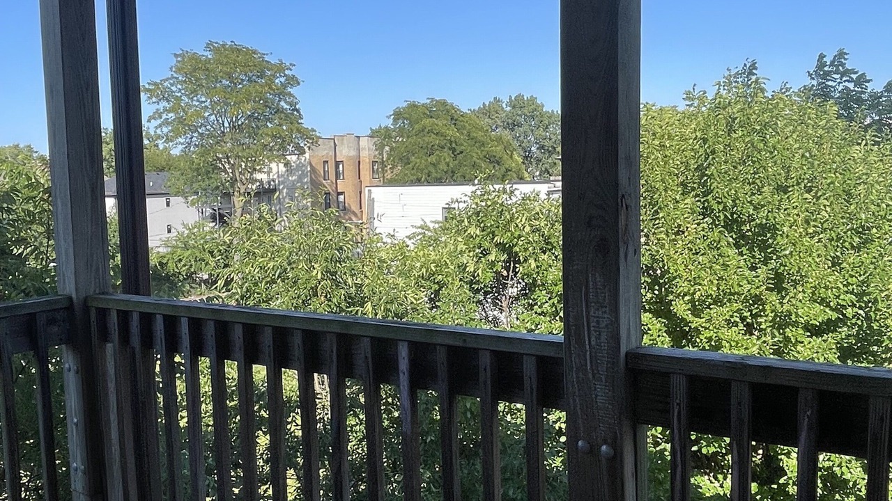 Photo of Outdoor in Woodlawn