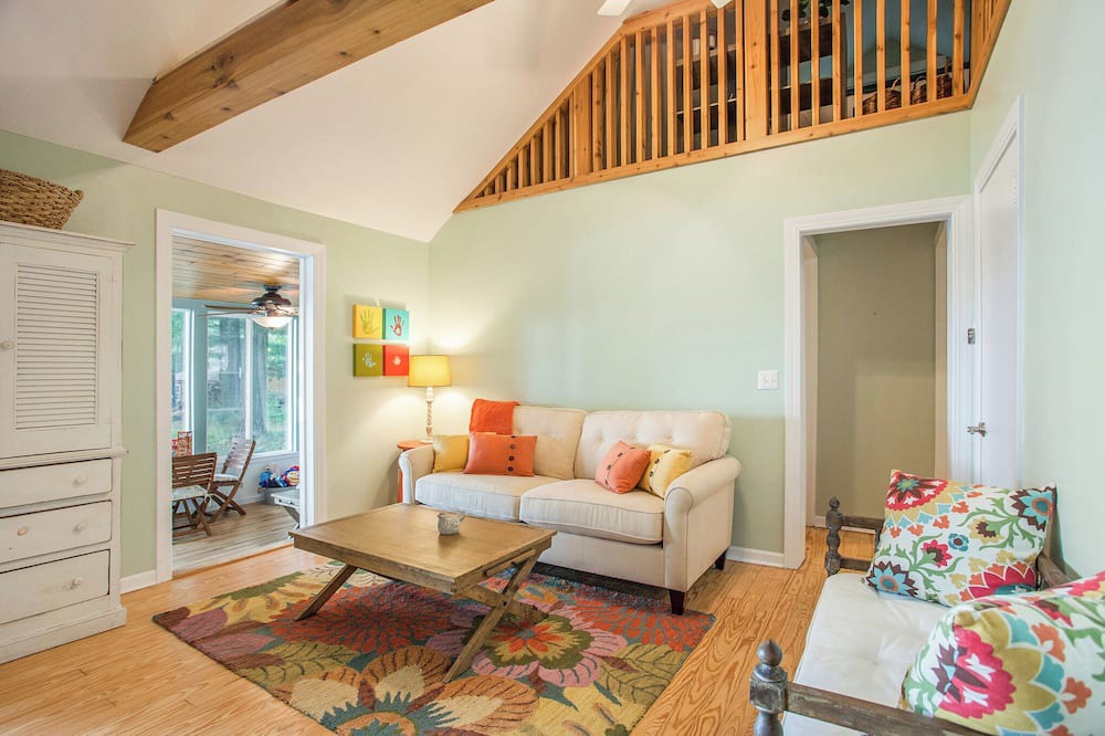 Photo of Livingroom in Newaygo