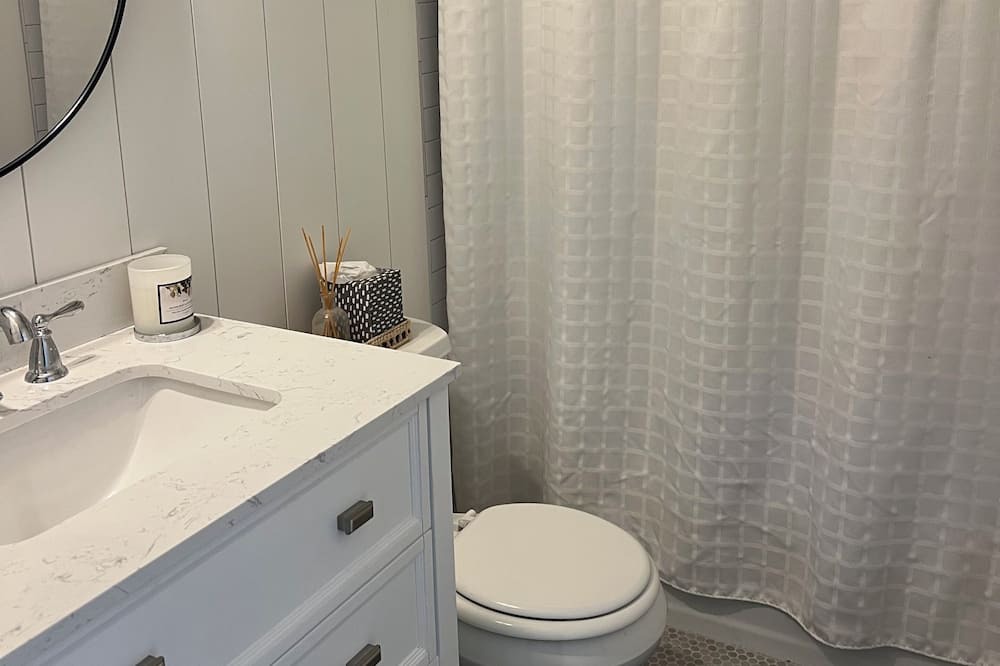 Photo of Bathroom in Skokie