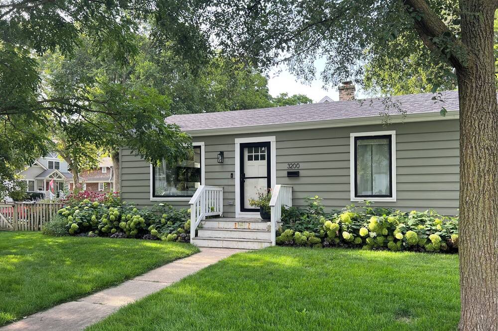 Photo of Outdoor in Skokie