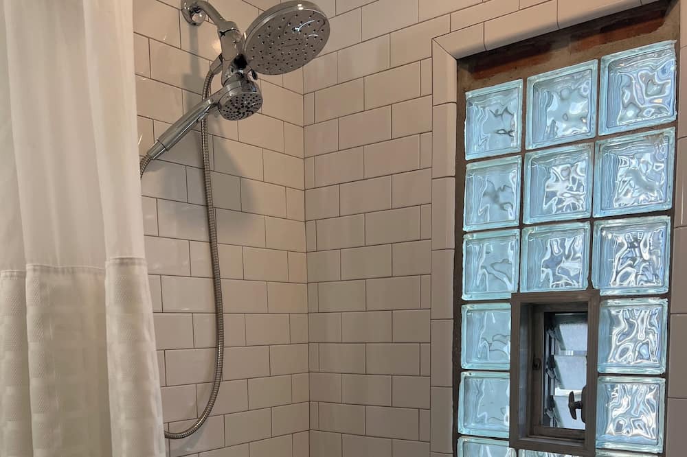 Photo of Bathroom in Skokie