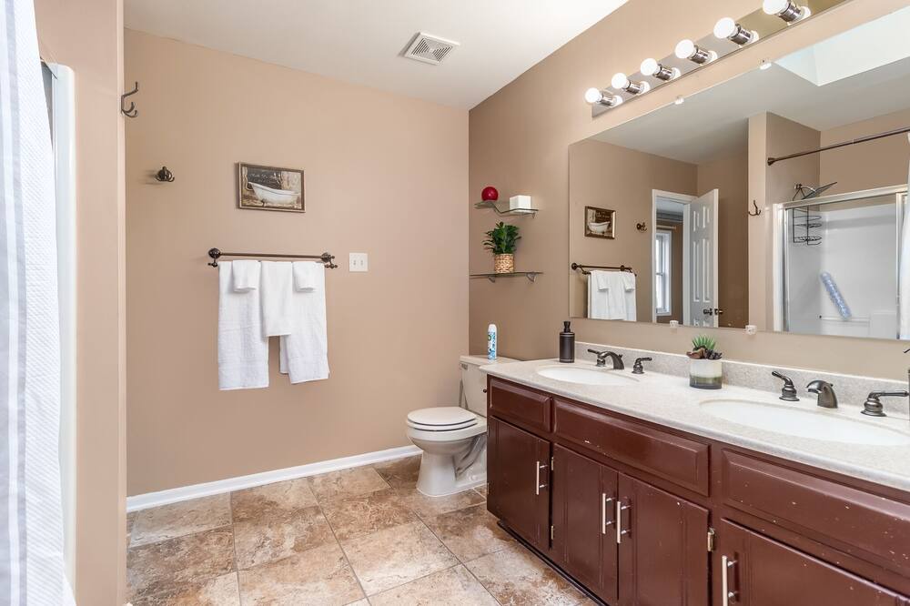 Photo of Bathroom in Fox Valley