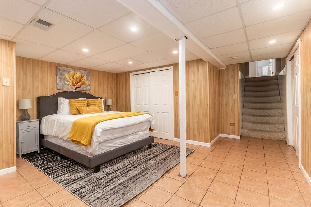 Photo of Bedroom in Fox Valley