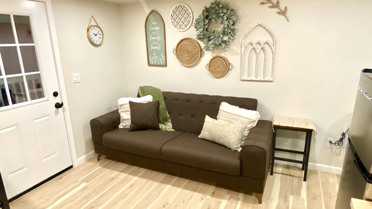 Photo of Livingroom in Birch Run Township