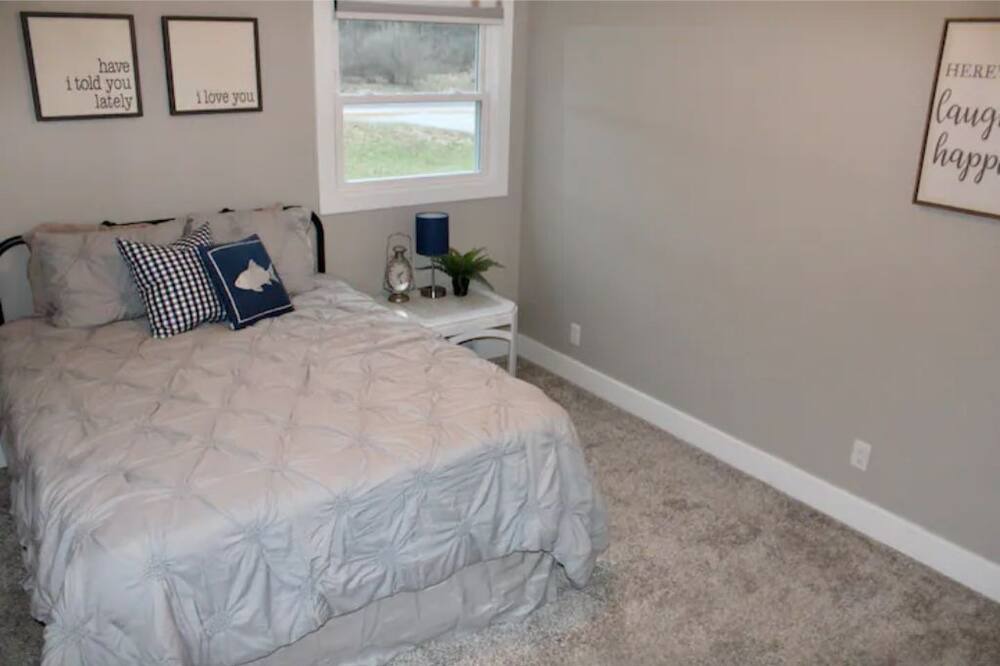 Photo of Bedroom in Whitehall
