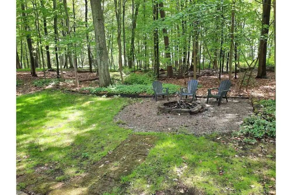 Photo of Outdoor in Montague