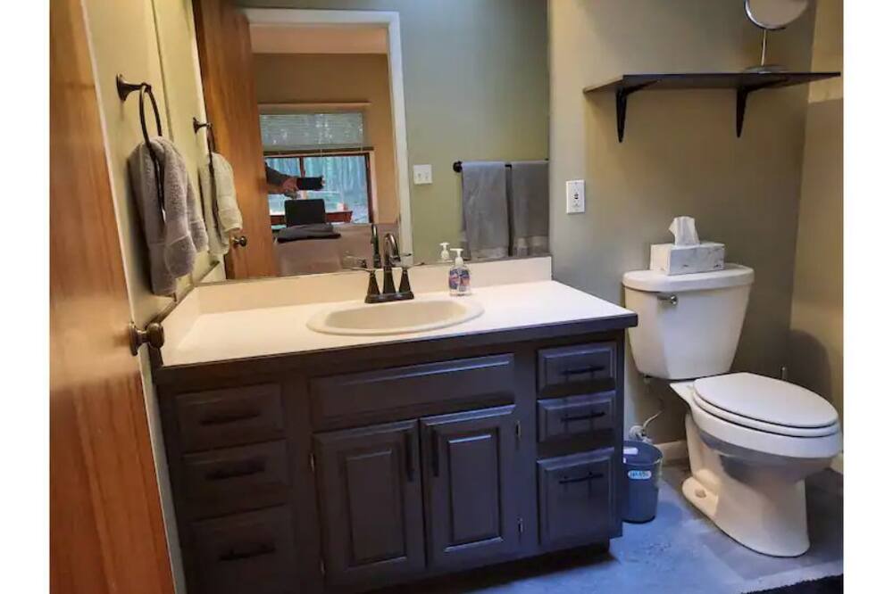 Photo of Bathroom in Montague