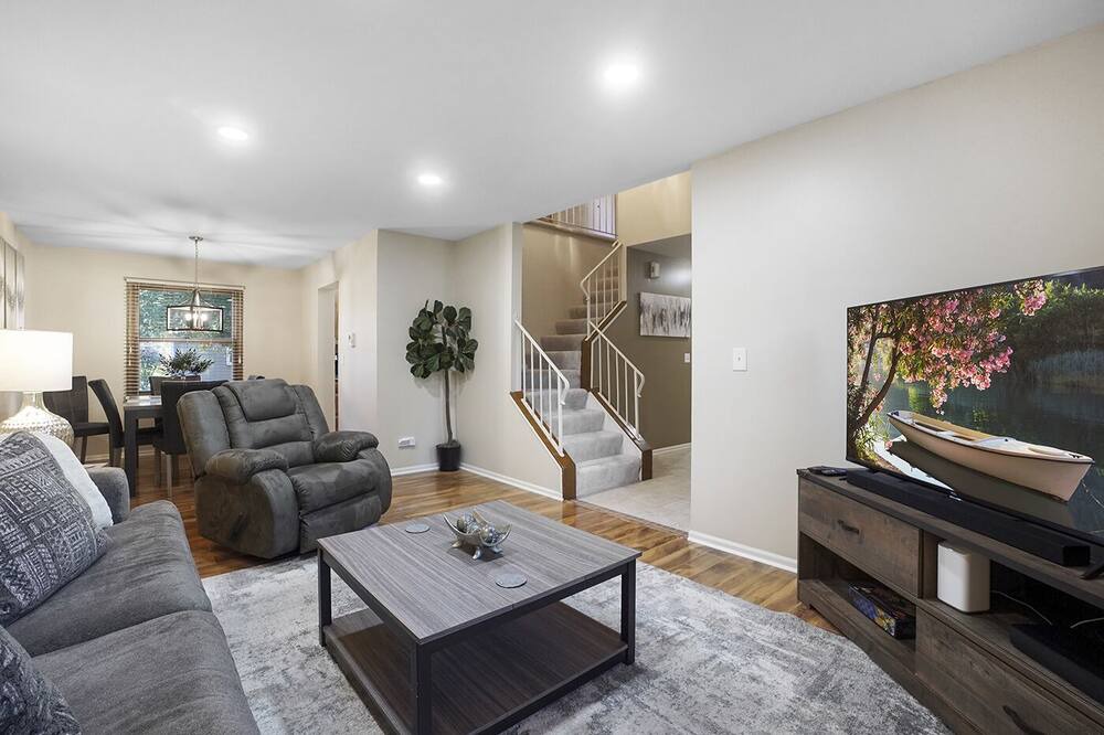 Photo of Livingroom in Fox Valley