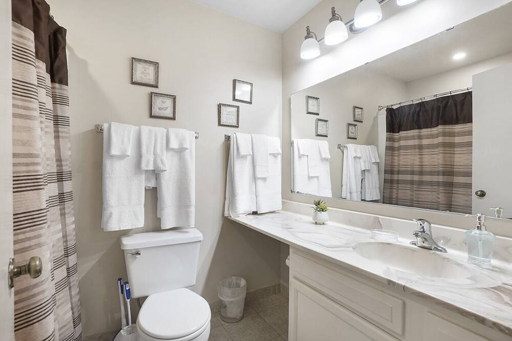 Photo of Bathroom in Fox Valley