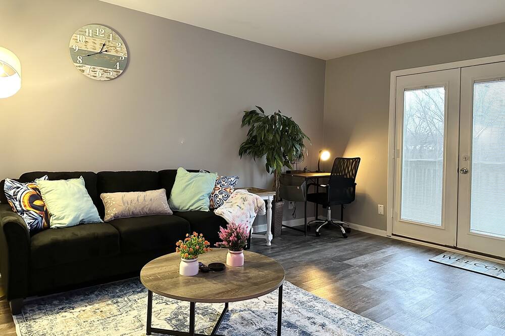 Photo of Livingroom in Yorkville