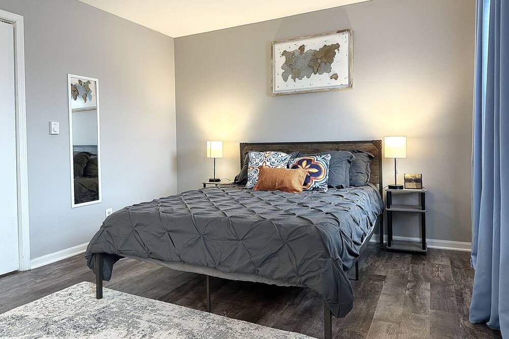 Photo of Bedroom in Yorkville