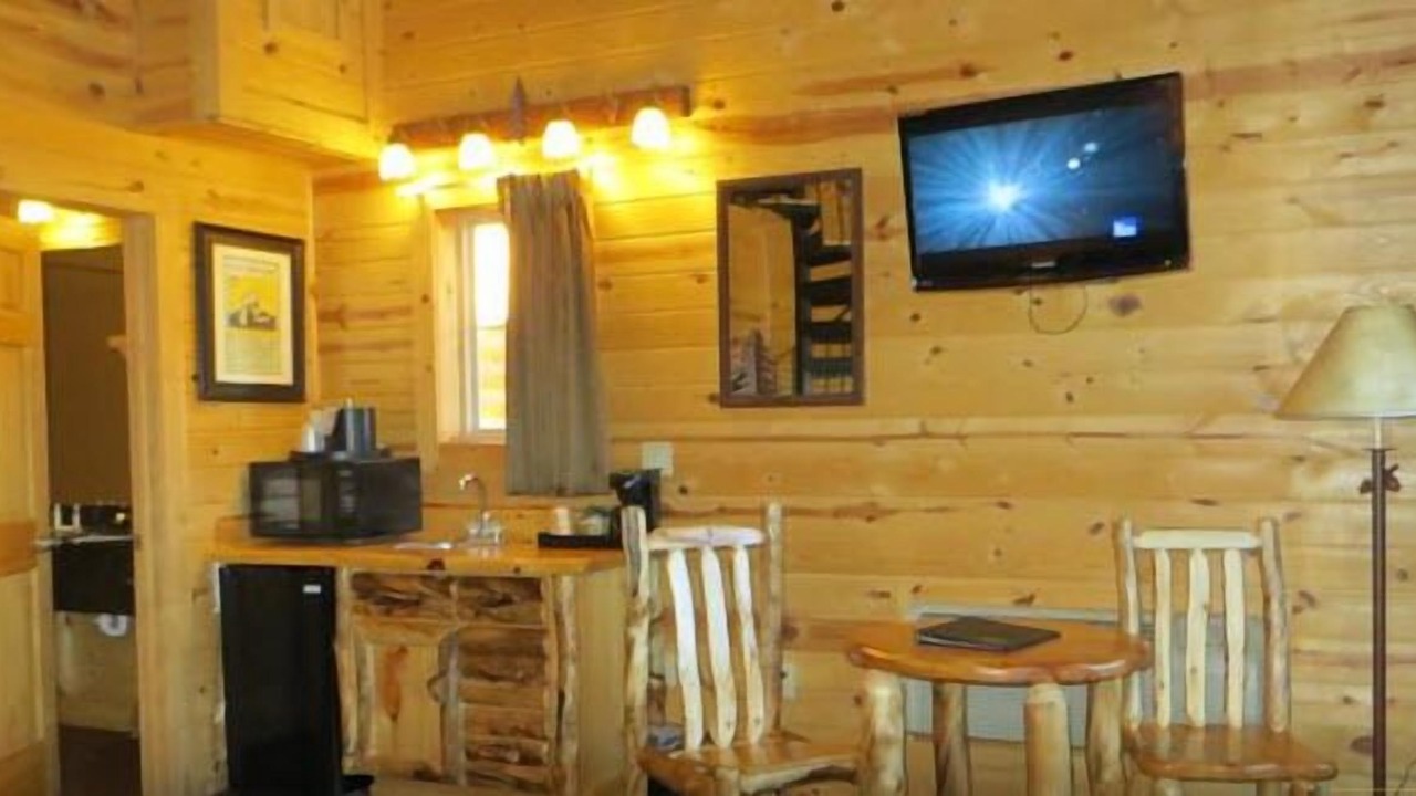 Photo of Others in Mackinaw City