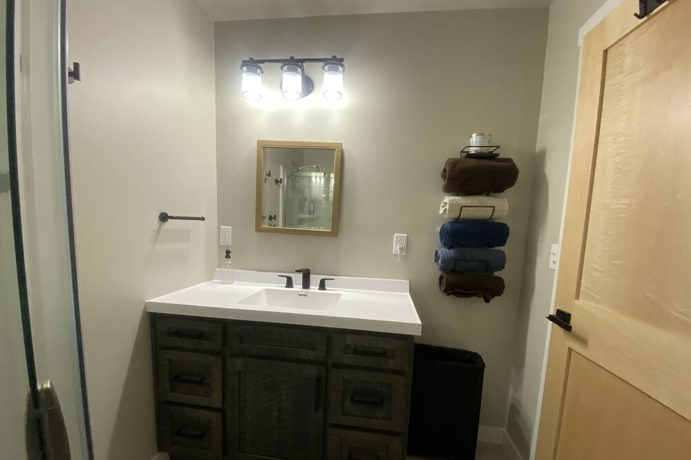 Photo of Bathroom in Phelps