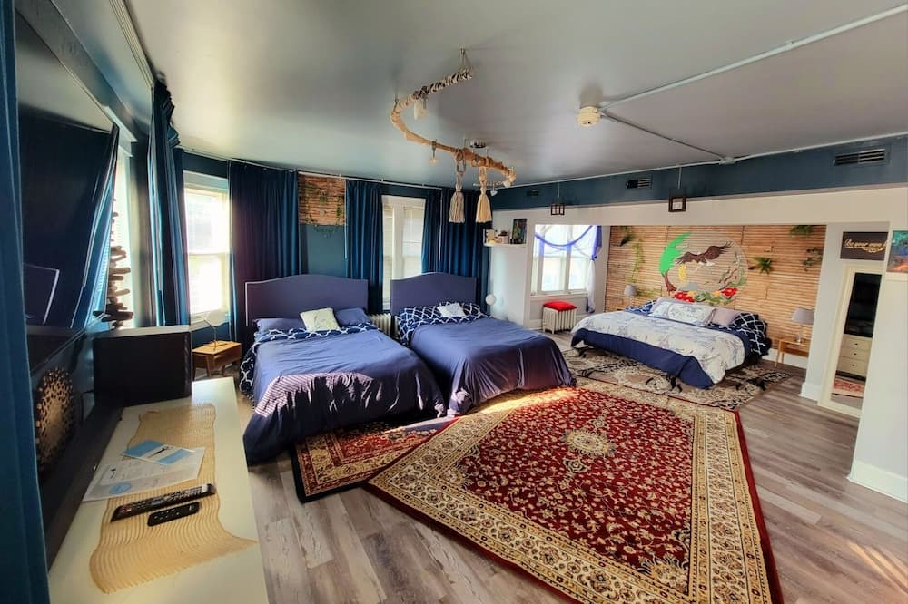 Photo of Bedroom in Lyons