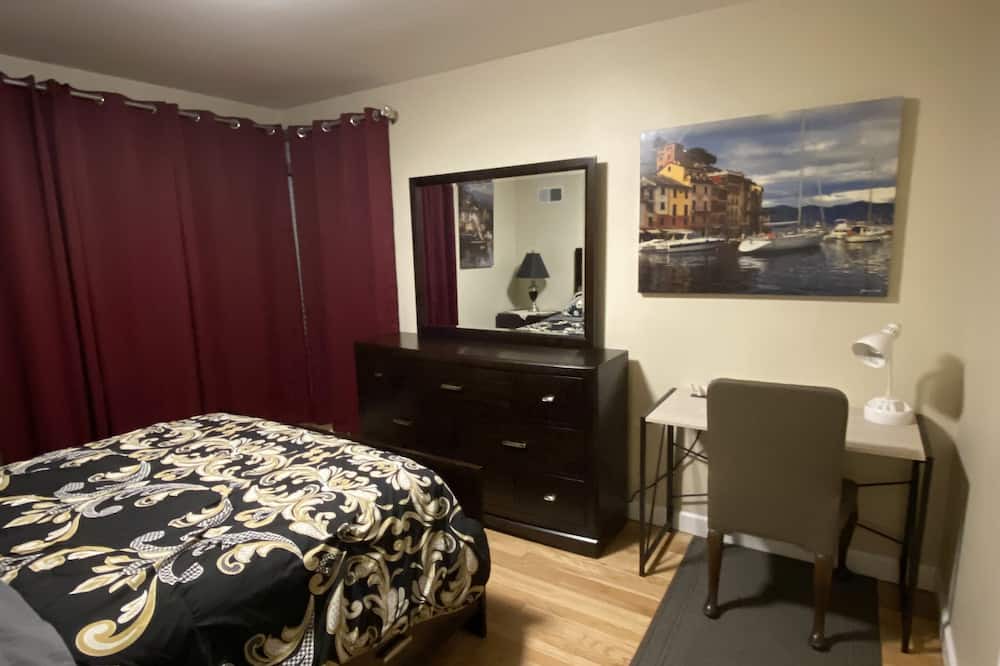 Photo of Bedroom in Skokie