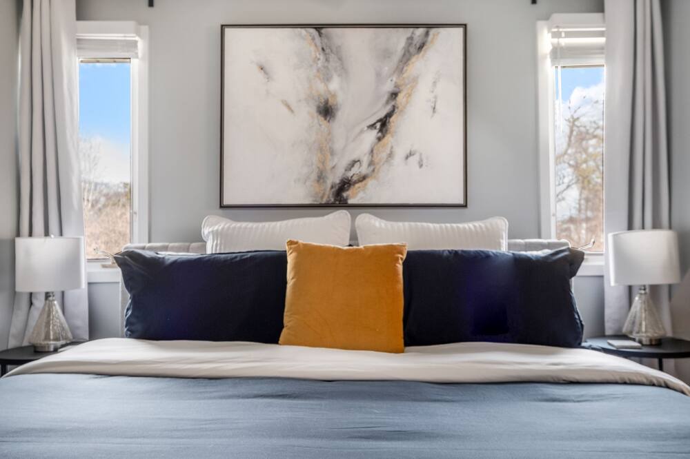 Photo of Bedroom in Hinsdale
