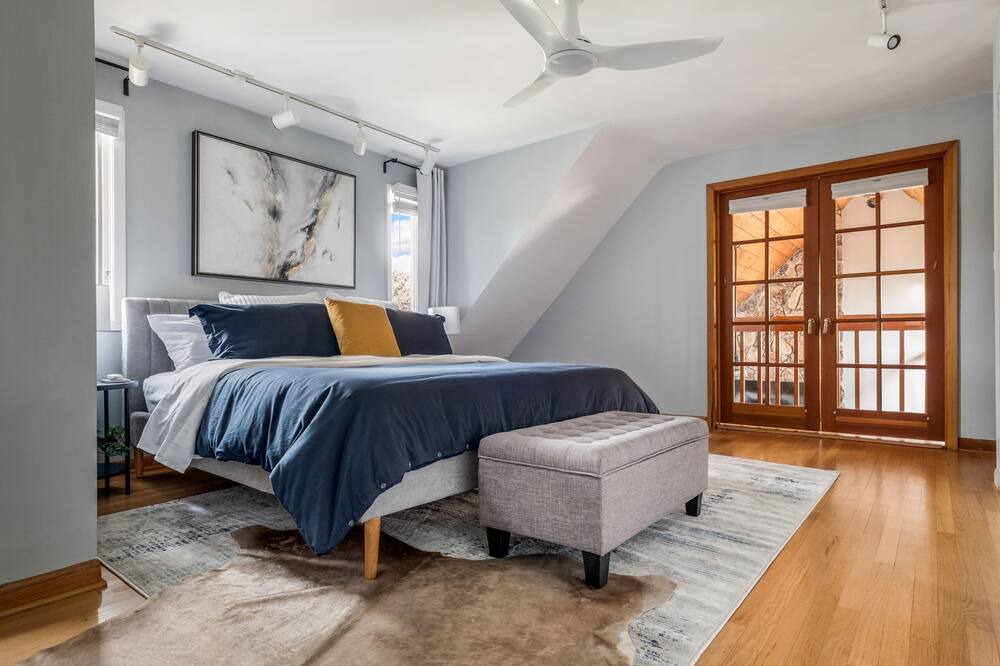 Photo of Bedroom in Hinsdale