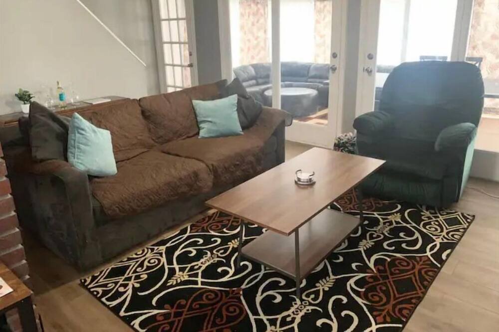 Photo of Livingroom in Brookfield