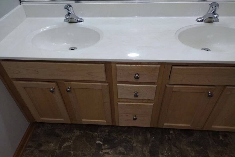 Photo of Bathroom in Grand Boulevard