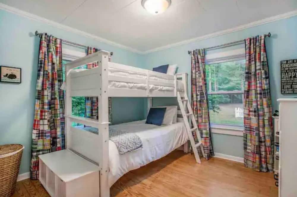 Photo of Bedroom in Newaygo
