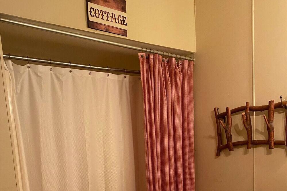 Photo of Bathroom in Cadillac