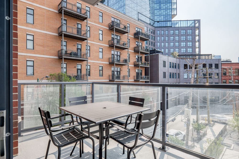 Photo of Outdoor in River West