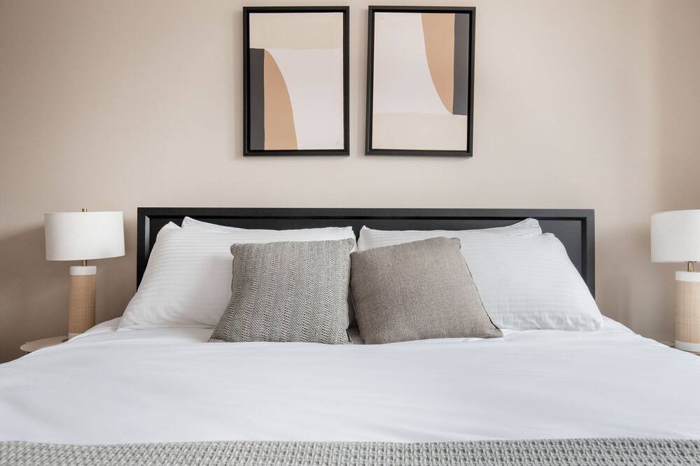 Photo of Bedroom in River West