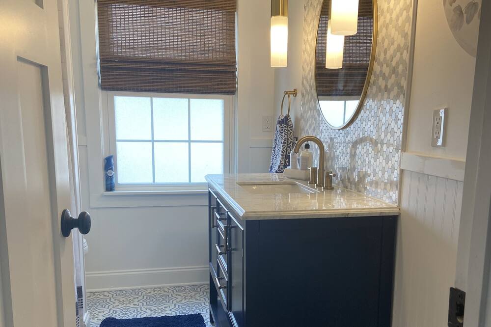 Photo of Bathroom in Lake Geneva