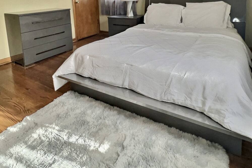Photo of Bedroom in Milwaukee