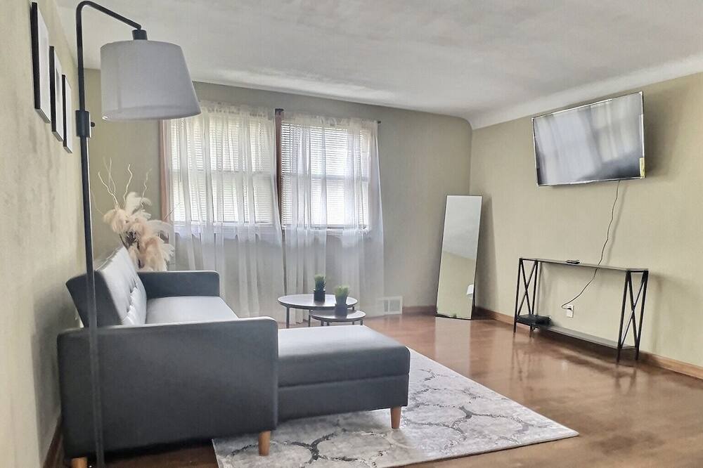 Photo of Livingroom in Milwaukee
