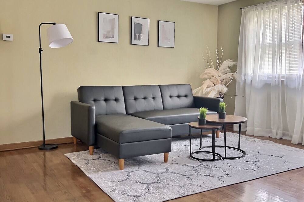 Photo of Livingroom in Milwaukee