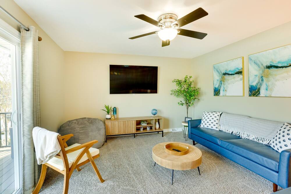 Photo of Livingroom in Papillion