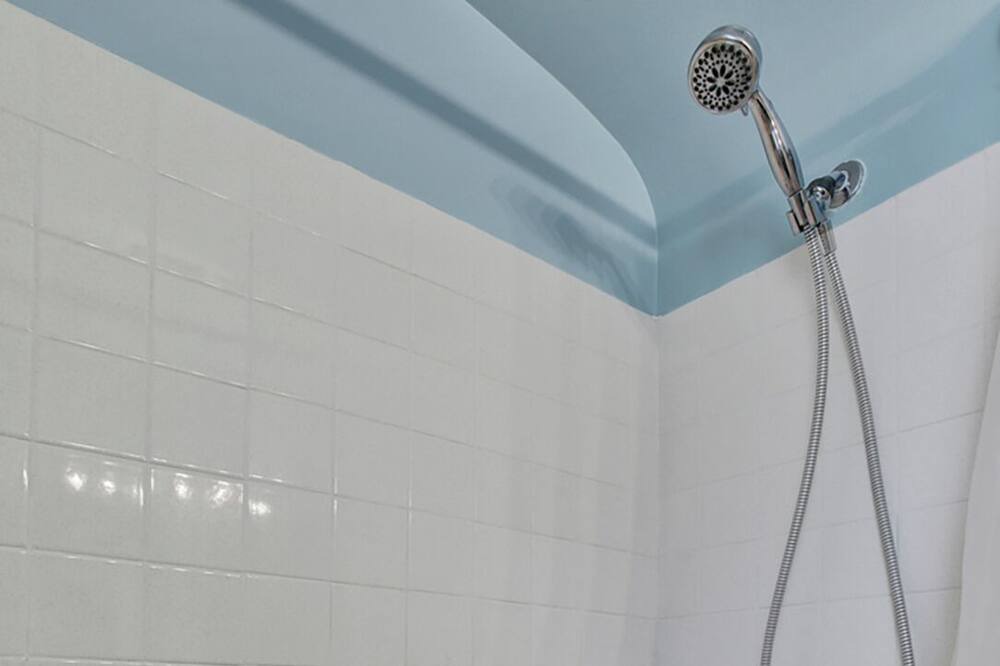 Photo of Bathroom in La Grange Park