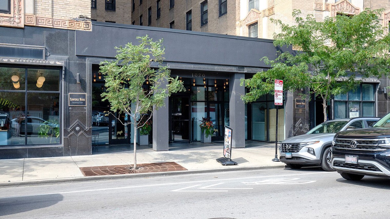 Photo of Outdoor in Uptown