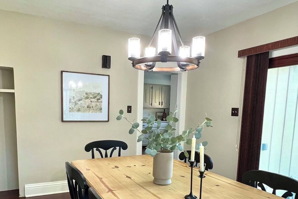 Photo of Livingroom in Mishawaka