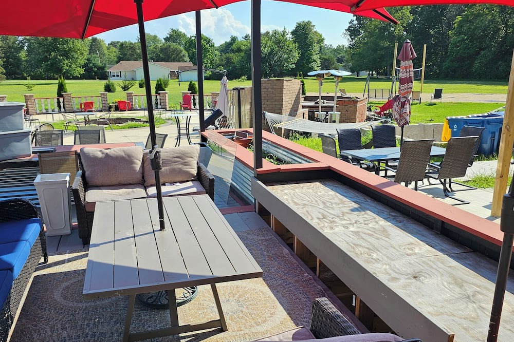 Photo of Outdoor in Niles