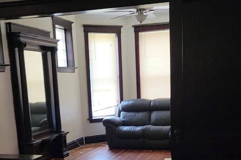 Photo of Others in Woodlawn