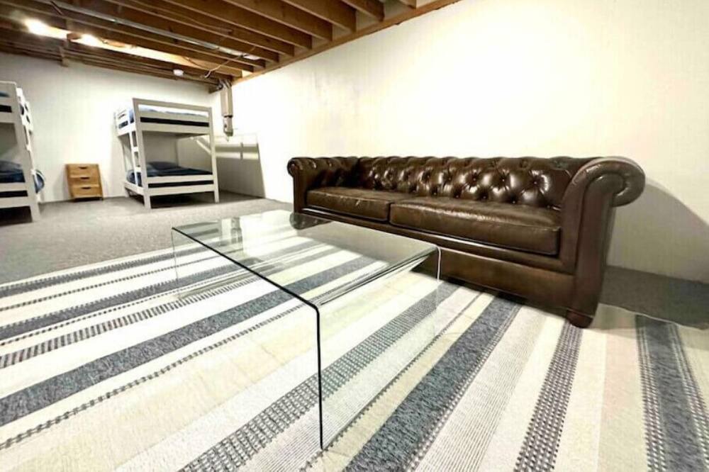 Photo of Bedroom in Waukazoo Woods