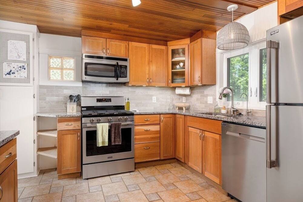 Photo of Kitchen in Hamburg Township