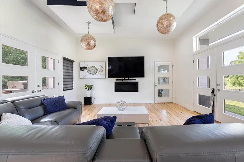 Photo of Livingroom in Council Bluffs