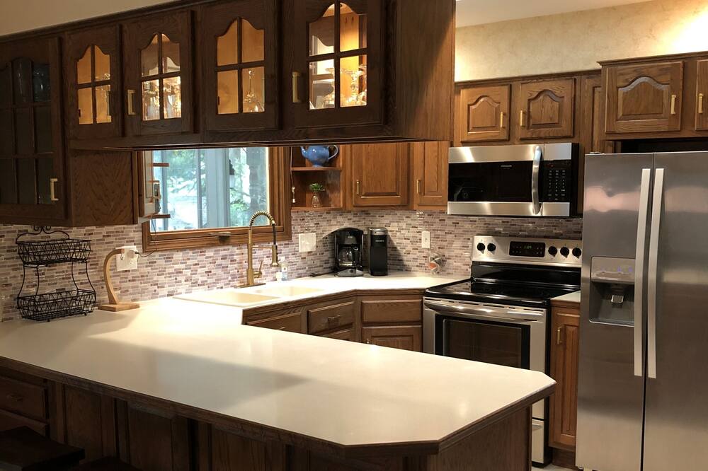 Photo of Kitchen in Waukazoo Woods