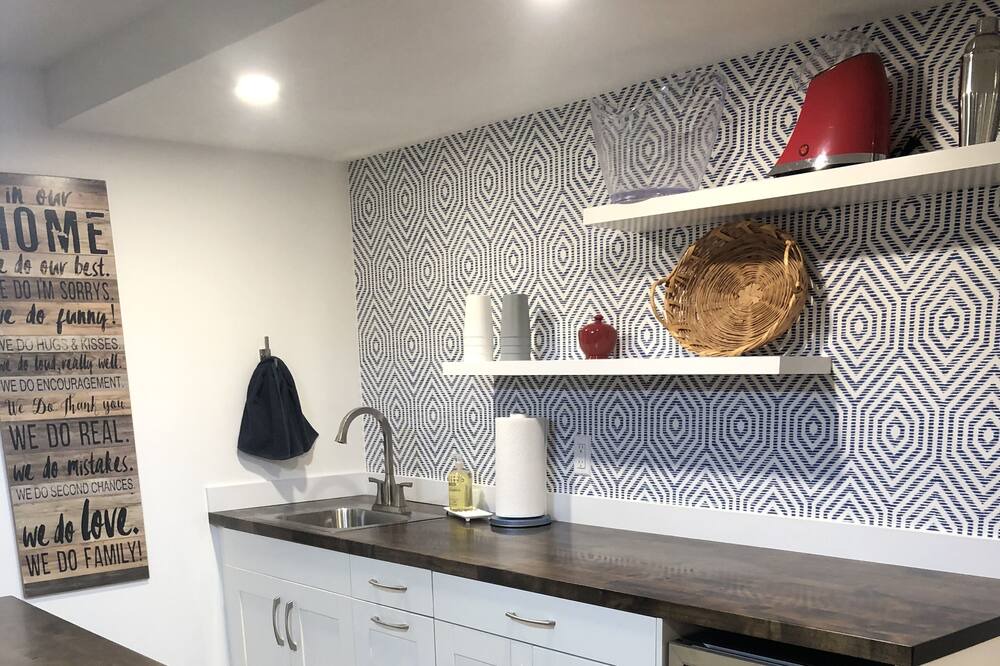 Photo of Kitchen in Waukazoo Woods