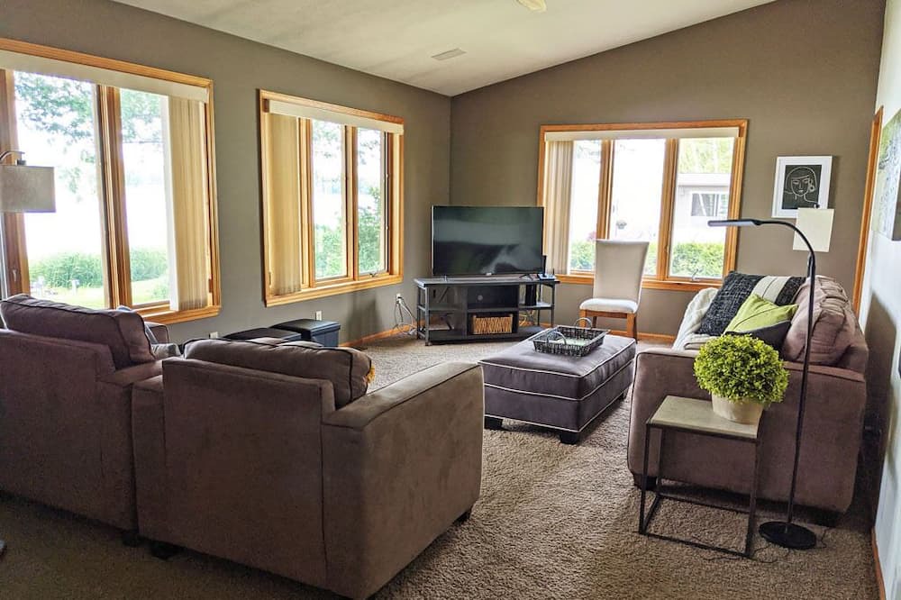 Photo of Livingroom in Trufant